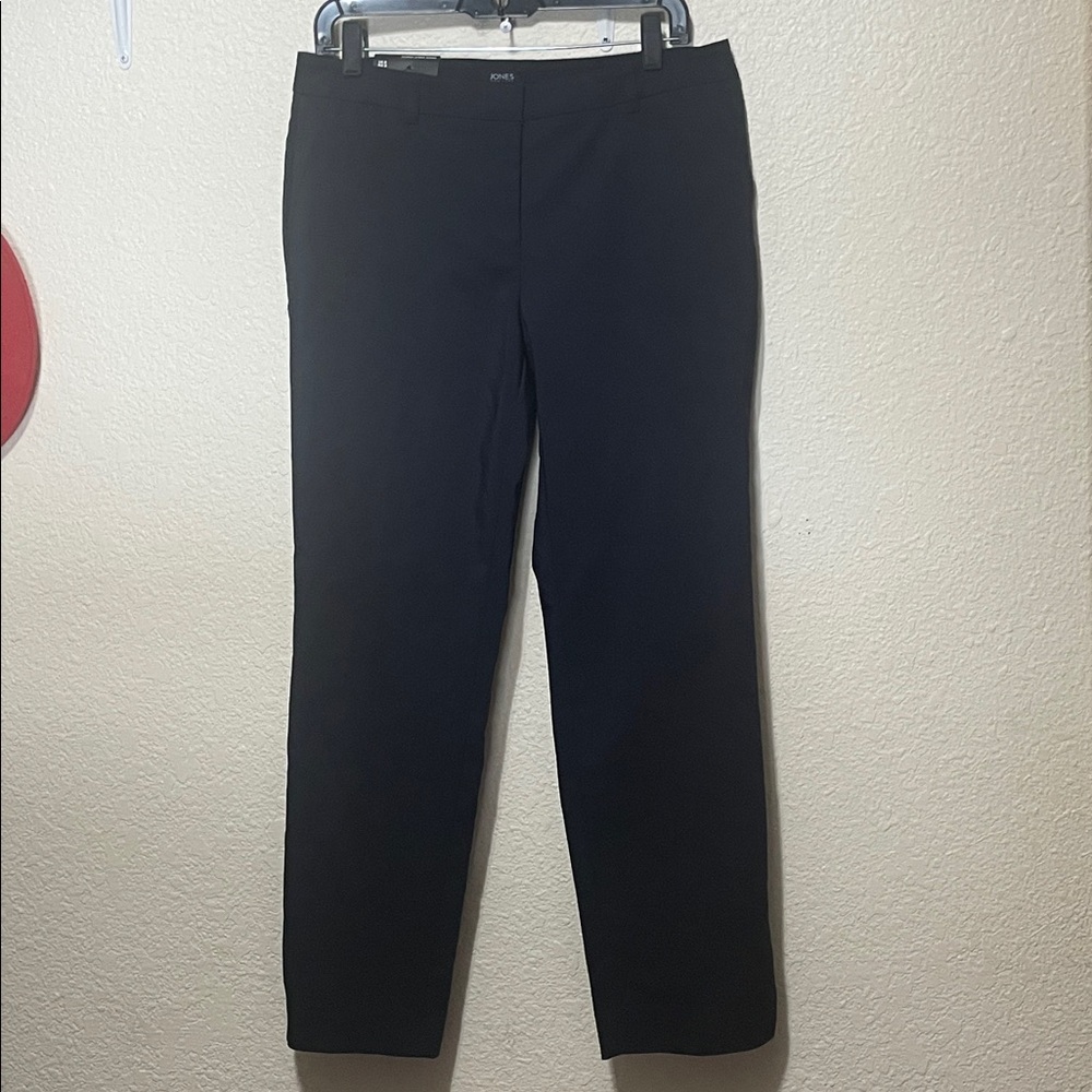 Jones New York Women's Grace Slim Ankle Length Navy Trousers. NWT. Size 8.